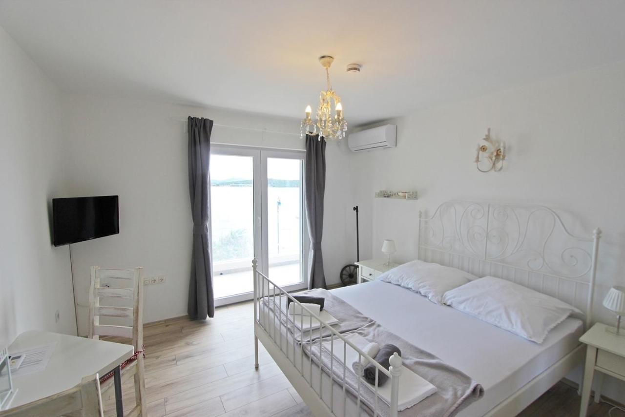 Villa Danica Murter Betina  Exterior foto
